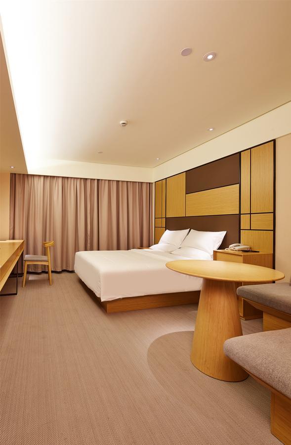 Ji Hotel Changchun Oriental Plaza Exterior foto